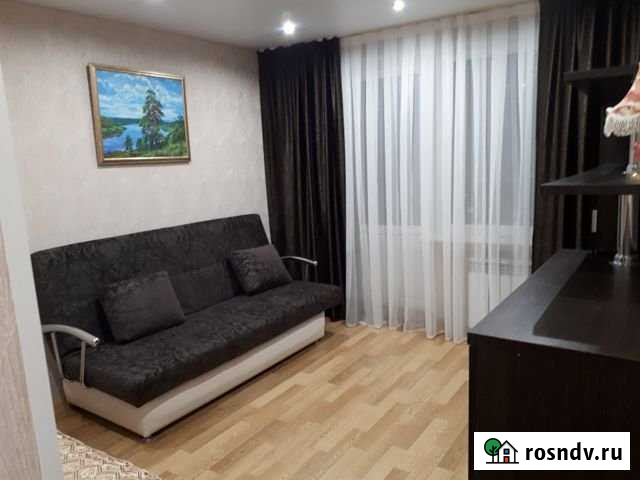 1-комнатная квартира, 36 м², 3/5 эт. в аренду посуточно в Набережных Челнах Набережные Челны - изображение 1