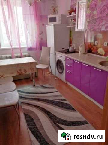 2-комнатная квартира, 47 м², 4/5 эт. в аренду посуточно в Каменске-Уральском Каменск-Уральский - изображение 1