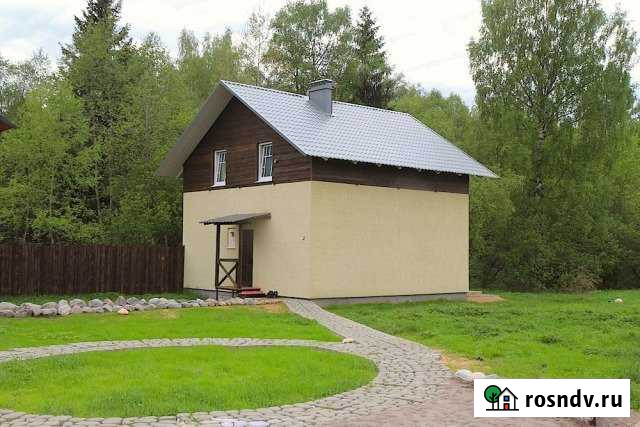 Дом 130 м² на участке 10 сот. в аренду посуточно в Санкт-Петербурге Санкт-Петербург - изображение 1