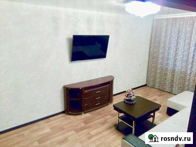 2-комнатная квартира, 44 м², 1/5 эт. в аренду посуточно в Белово Белово - изображение 1