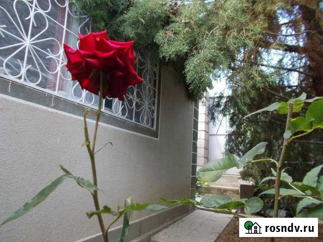 Дача 60 м² на участке 4 сот. в аренду посуточно в Севастополе Севастополь - изображение 1