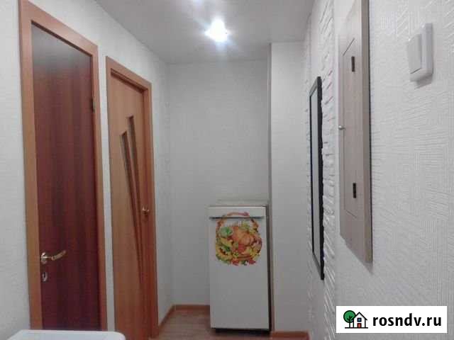 1-комнатная квартира, 35 м², 2/5 эт. в аренду посуточно в Апатитах Апатиты - изображение 1