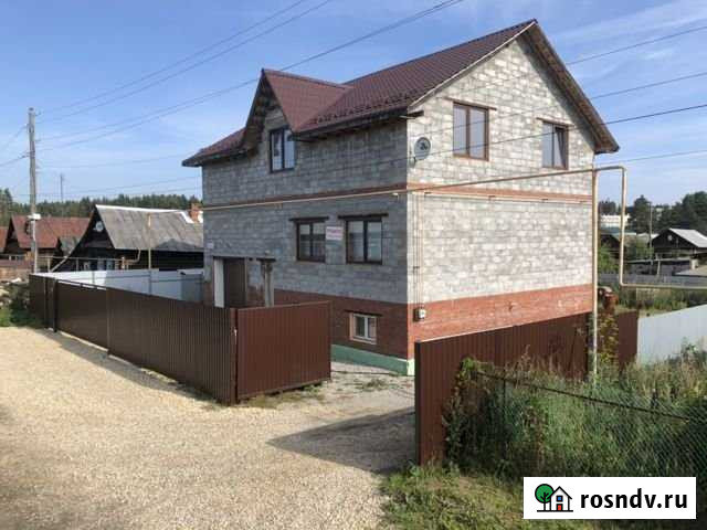 Коттедж 233.4 м² на участке 7 сот. на продажу в Ревде Свердловской области Ревда - изображение 1