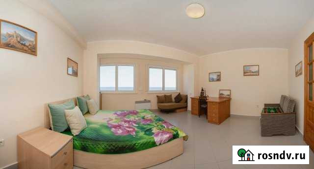 2-комнатная квартира, 30 м², 3/3 эт. в аренду посуточно в Алупке Алупка - изображение 1