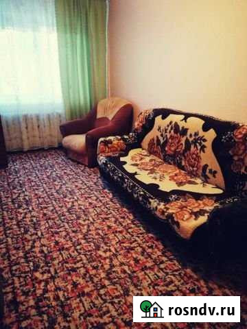 1-комнатная квартира, 35 м², 1/5 эт. в аренду посуточно в Ачинске Ачинск - изображение 1