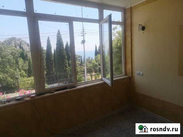 2-комнатная квартира, 49 м², 1/3 эт. на продажу в Алупке Алупка - изображение 1