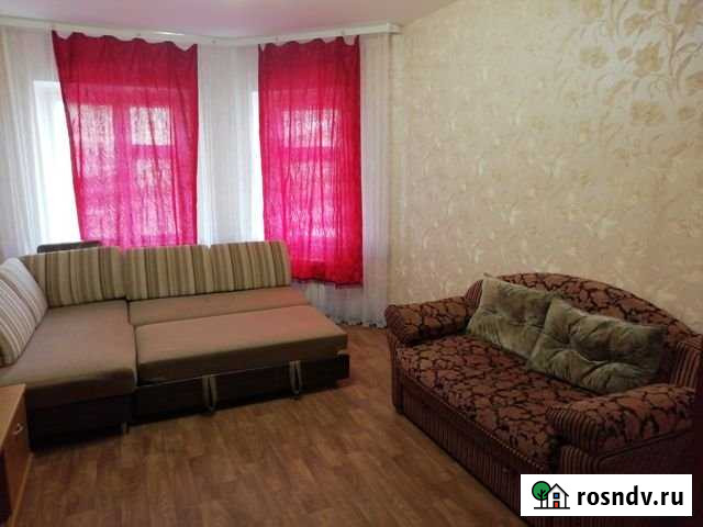 1-комнатная квартира, 39 м², 1/9 эт. в аренду посуточно в Нижневартовске Нижневартовск - изображение 1