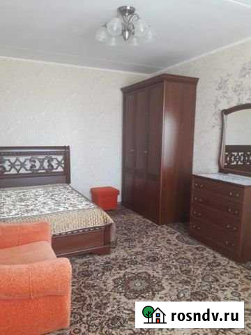 2-комнатная квартира, 40 м², 3/9 эт. в аренду посуточно в Камышине Камышин - изображение 1