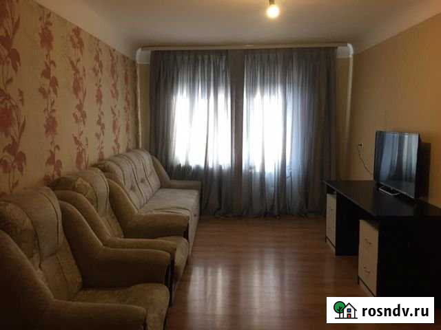 2-комнатная квартира, 52 м², 3/5 эт. в аренду на длительный срок во Владикавказе Владикавказ - изображение 1