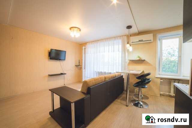 Квартира-студия, 37 м², 6/9 эт. в аренду посуточно в Астрахани Астрахань - изображение 1