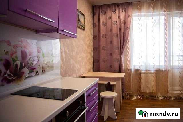 1-комнатная квартира, 50 м², 8/10 эт. в аренду посуточно в Иркутске Иркутск - изображение 1