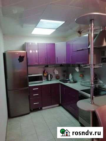 3-комнатная квартира, 64 м², 4/9 эт. в аренду на длительный срок в Тобольске Тобольск - изображение 1