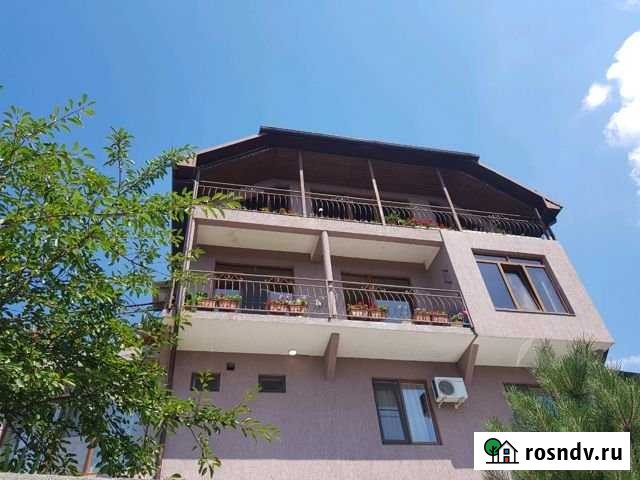 Комната 20 м² в 1-ком. кв., 1/2 эт. в аренду посуточно в Туапсе Туапсе - изображение 1