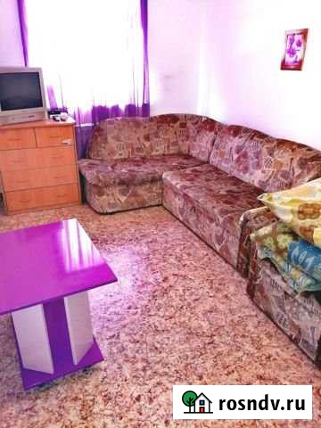 1-комнатная квартира, 33 м², 1/3 эт. в аренду посуточно в Асино Асино - изображение 1