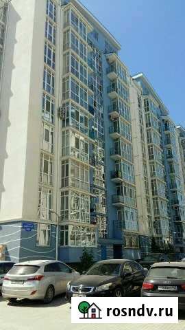 2-комнатная квартира, 45 м², 1/10 эт. в аренду посуточно в Севастополе Севастополь - изображение 1