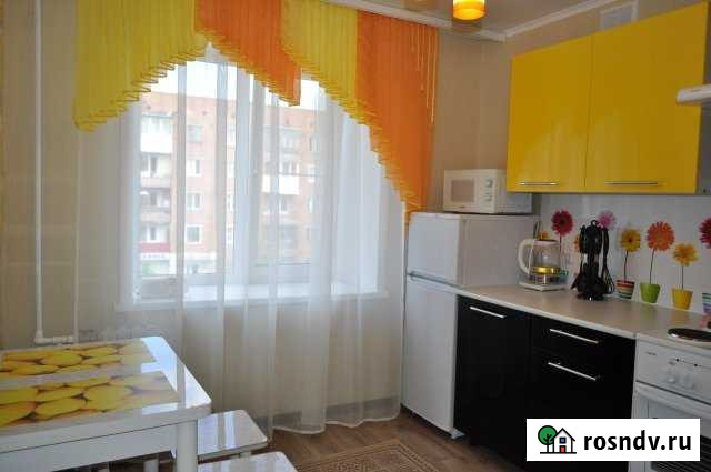 1-комнатная квартира, 33 м², 3/5 эт. в аренду посуточно в Таштаголе Таштагол - изображение 1