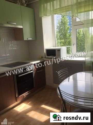 4-комнатная квартира, 62.3 м², 5/5 эт. на продажу в Нижневартовске Нижневартовск - изображение 1