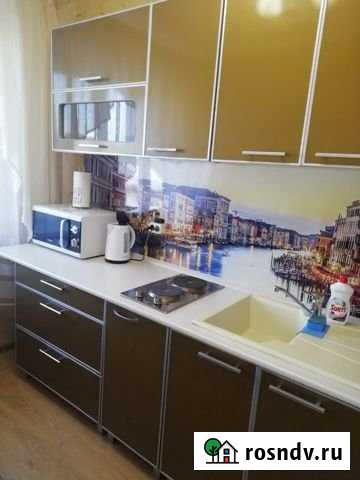 1-комнатная квартира, 32 м², 5/5 эт. в аренду посуточно в Нягани Нягань - изображение 1