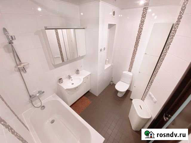 1-комнатная квартира, 42 м², 1/9 эт. в аренду посуточно в Мурманске Мурманск - изображение 1