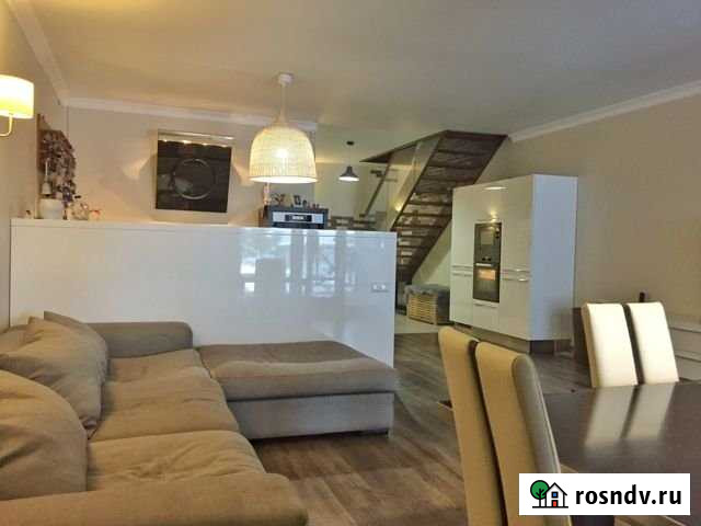 Таунхаус 250 м² на участке 1 сот. на продажу в Челябинске Челябинск - изображение 1