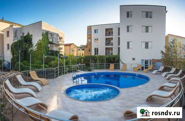 Комната 20 м² в > 9-ком. кв., 1/4 эт. в аренду посуточно в Судаке Судак - изображение 1