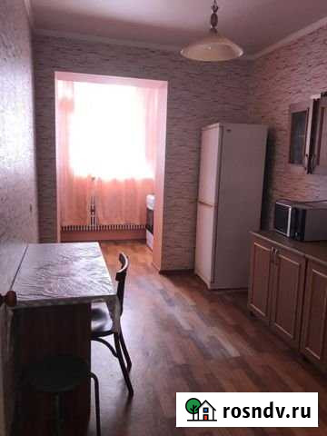 1-комнатная квартира, 52 м², 3/9 эт. в аренду на длительный срок в Астрахани Астрахань - изображение 1