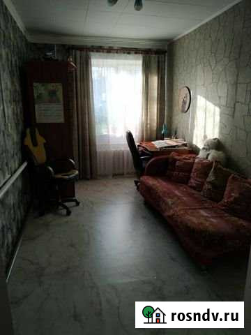 4-комнатная квартира, 106 м², 1/1 эт. на продажу на Лугах Луга - изображение 1