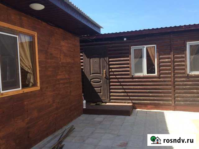 Комната 12 м² в 1-ком. кв., 1/1 эт. в аренду посуточно в Голубицкой Голубицкая - изображение 1