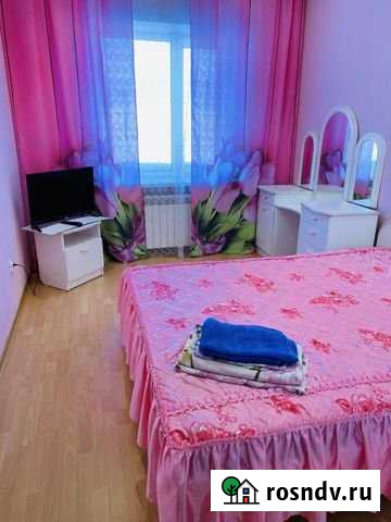 2-комнатная квартира, 65 м², 8/10 эт. в аренду посуточно в Надыме Надым - изображение 1