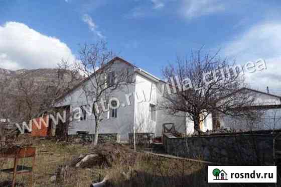 Дом 120 м² на участке 12 сот. на продажу в Алуште Алушта