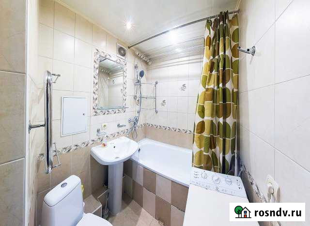 2-комнатная квартира, 55 м², 1/5 эт. в аренду посуточно в Новосибирске Новосибирск - изображение 1