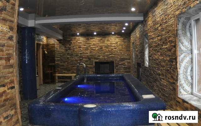 Коттедж 250 м² на участке 2 сот. в аренду посуточно в Новосибирске Новосибирск - изображение 1