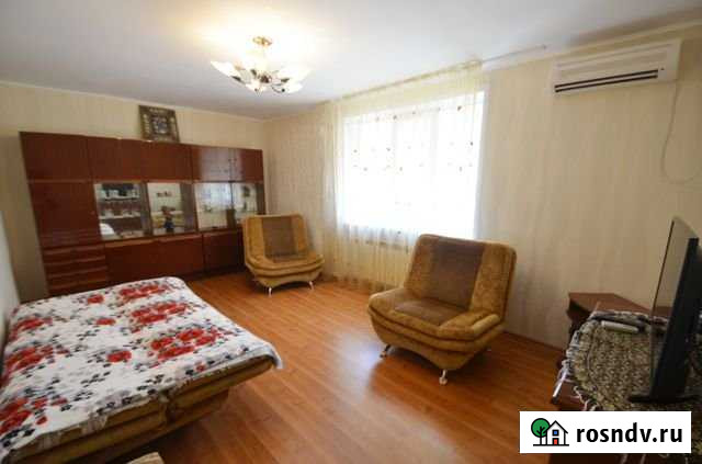 2-комнатная квартира, 55 м², 1/6 эт. в аренду посуточно в Феодосии Феодосия - изображение 1