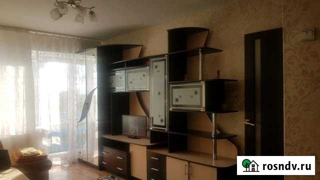 1-комнатная квартира, 35 м², 10/13 эт. в аренду посуточно в Волжском Волгоградской области Волжский - изображение 1