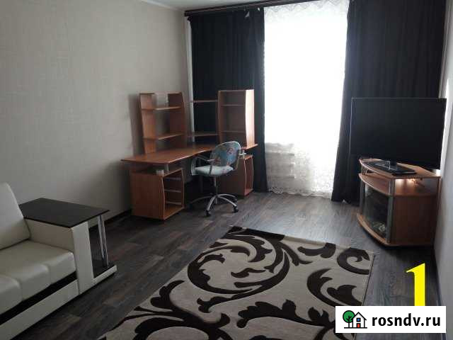 2-комнатная квартира, 52 м², 2/5 эт. в аренду посуточно в Вольске Вольск - изображение 1