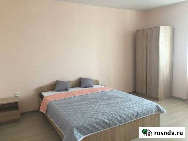 2-комнатная квартира, 96 м², 15/17 эт. в аренду на длительный срок в Волгограде Волгоград - изображение 1