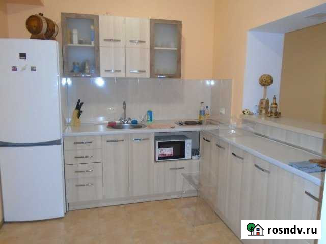 Коттедж 100 м² на участке 1 сот. в аренду посуточно в Алуште Алушта - изображение 1