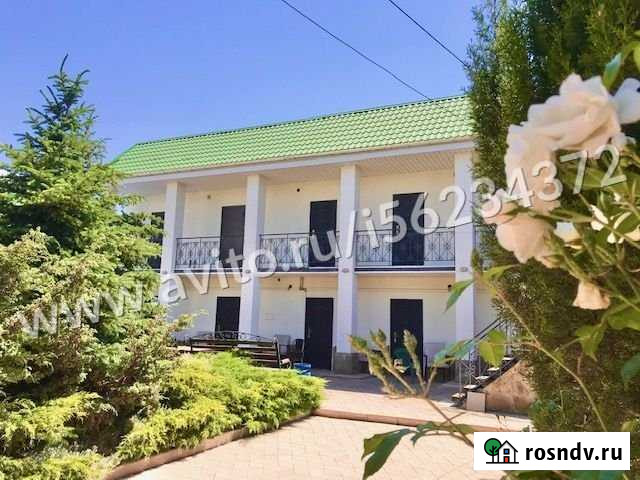 Уютный отель у моря Зеленый двор 10 соток Саки - изображение 1