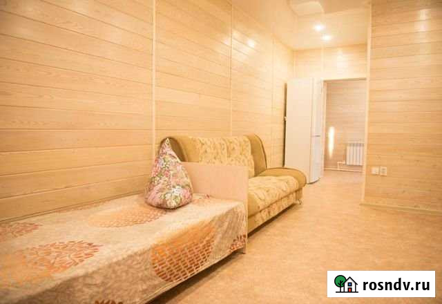 Комната 28 м² в 3-ком. кв., 1/1 эт. в аренду посуточно в Северобайкальске Северобайкальск - изображение 1