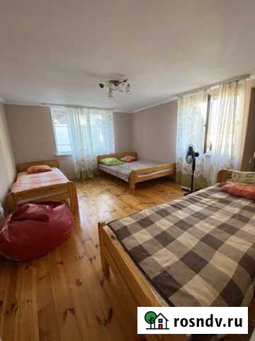 Комната 15 м² в 5-ком. кв., 1/2 эт. в аренду посуточно в Ялте Ялта - изображение 1