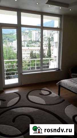 Комната 32 м² в 3-ком. кв., 2/3 эт. в аренду посуточно в Ялте Ялта - изображение 1