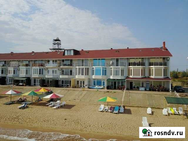 Дом 200 м² на участке 6 сот. в аренду посуточно в Приморском Приморский - изображение 1