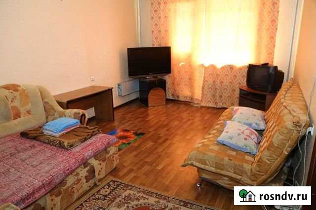 1-комнатная квартира, 38 м², 12/16 эт. в аренду посуточно в Нижневартовске Нижневартовск - изображение 1