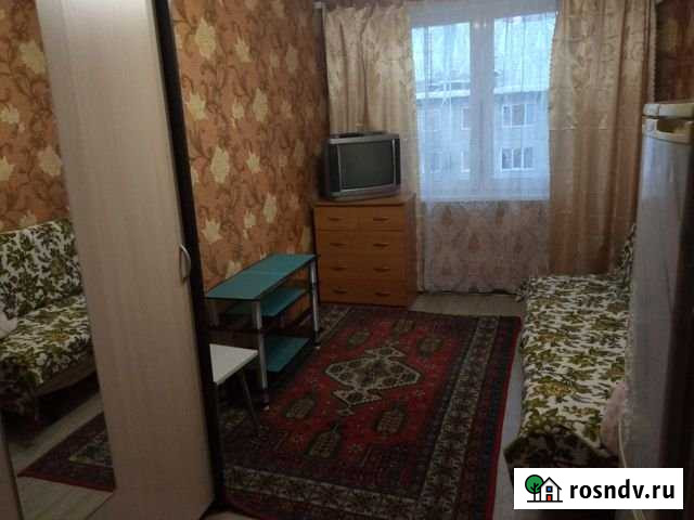 Комната 11 м² в 3-ком. кв., 5/5 эт. в аренду посуточно в Мурманске Мурманск - изображение 1