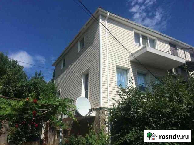 Дом 220 м² на участке 6 сот. на продажу в Алупке Алупка - изображение 1