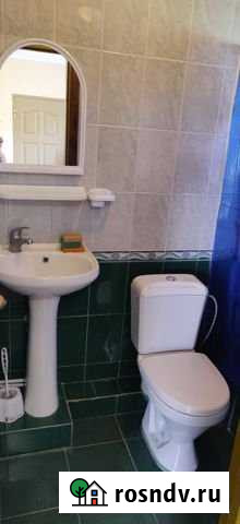 Комната 20 м² в 2-ком. кв., 2/2 эт. в аренду на длительный срок в Сочи Сочи - изображение 1