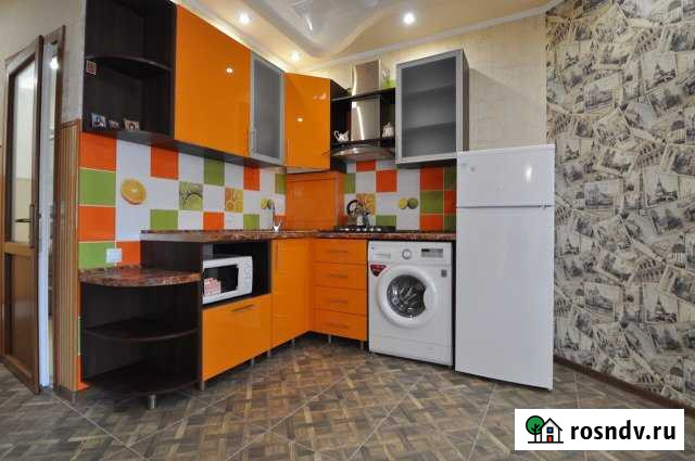 3-комнатная квартира, 50 м², 4/4 эт. в аренду посуточно в Ялте Ялта - изображение 1