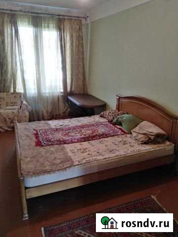 Комната 17 м² в 3-ком. кв., 5/5 эт. в аренду посуточно в Махачкале Махачкала - изображение 1