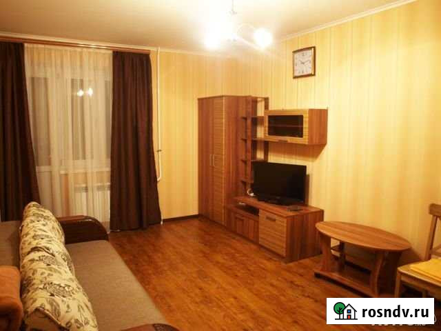 1-комнатная квартира, 40 м², 2/9 эт. в аренду посуточно в Липецке Липецк - изображение 1