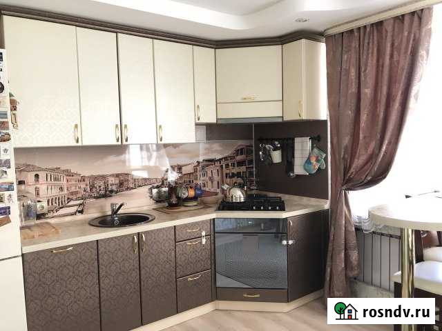 2-комнатная квартира, 60 м², 2/5 эт. в аренду посуточно в Кинешме Кинешма - изображение 1